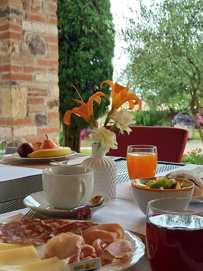 Le Zampolle B & B Colà Dış mekan fotoğraf