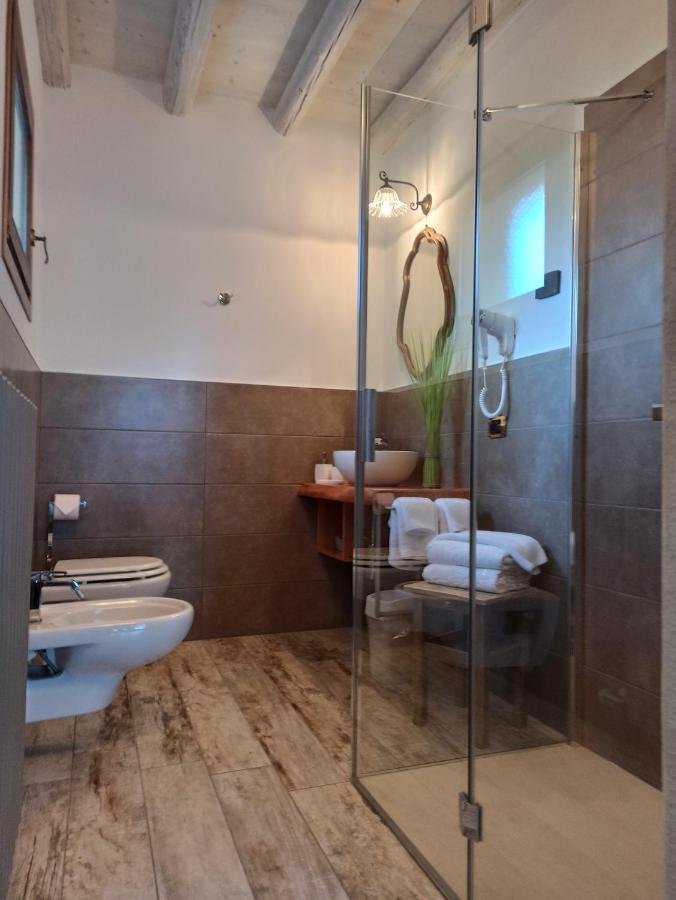 Le Zampolle B & B Colà Dış mekan fotoğraf