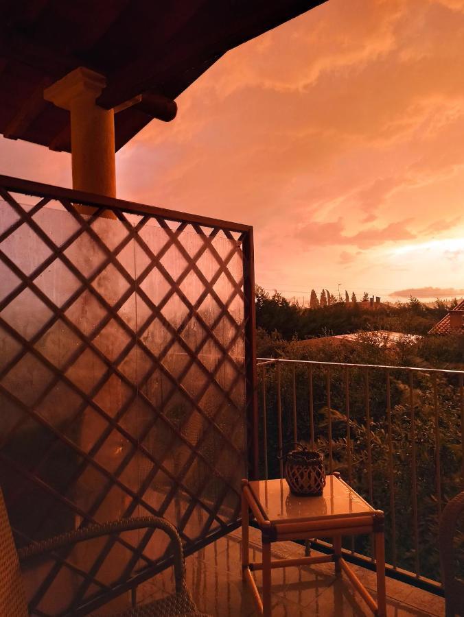 Le Zampolle B & B Colà Dış mekan fotoğraf